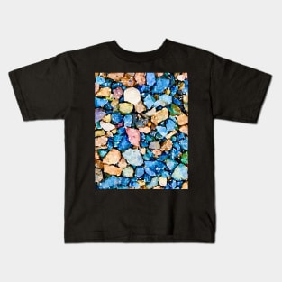 Beach pebble art Kids T-Shirt
